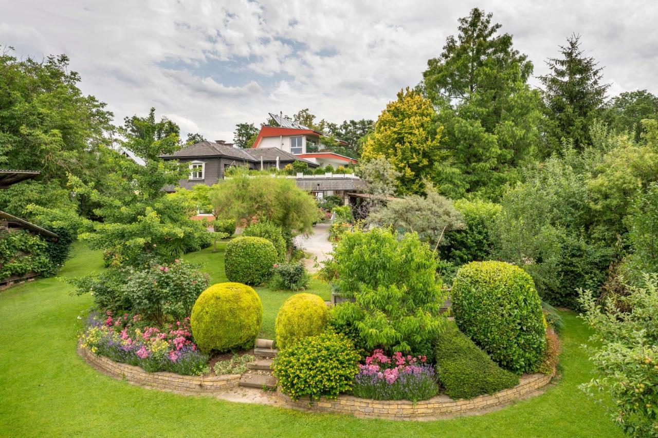 Apartments Im Garten - Haus Anna Graz Bagian luar foto